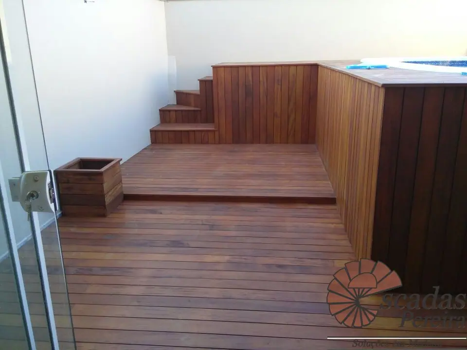 Deck de madeira feito pela Escadas Pereira, foto 10 de 47