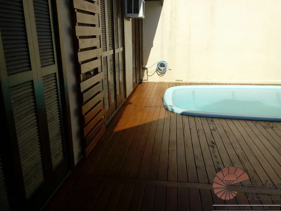 Deck de madeira feito pela Escadas Pereira, foto 23 de 47