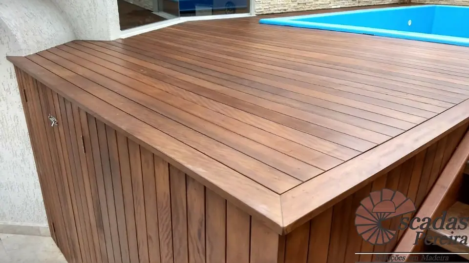 Deck de madeira feito pela Escadas Pereira, foto 33 de 47