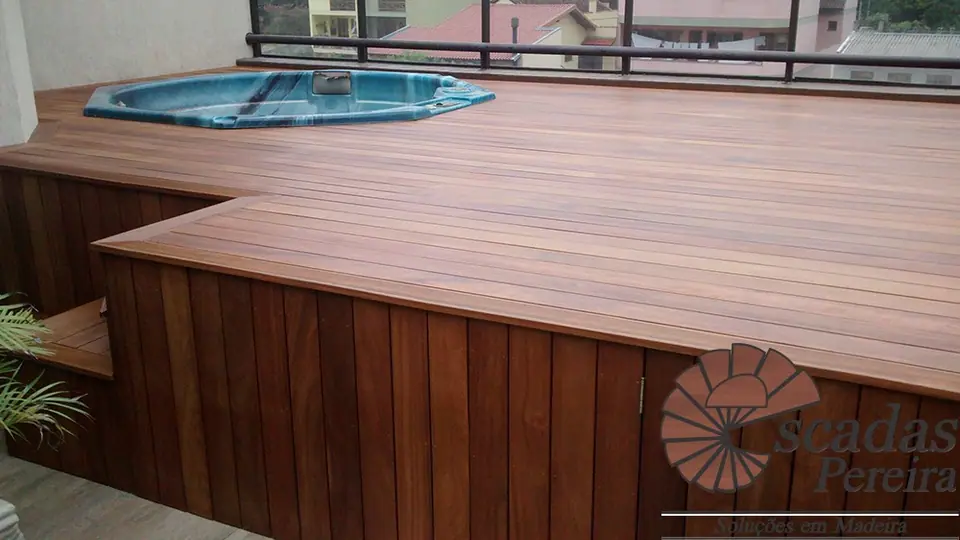 Deck de madeira feito pela Escadas Pereira, foto 40 de 47